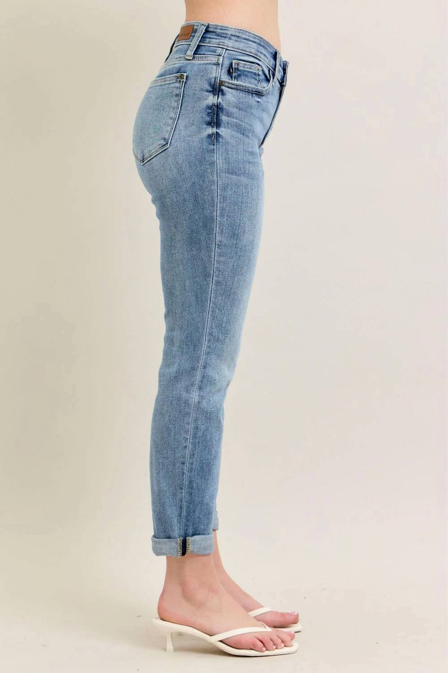Judy Blue - Mid Rise Boyfriend Denim Jeans - Plus