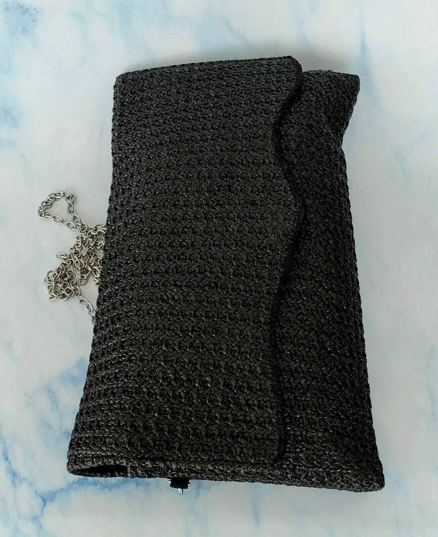 Faire - WOVEN CLUTCH