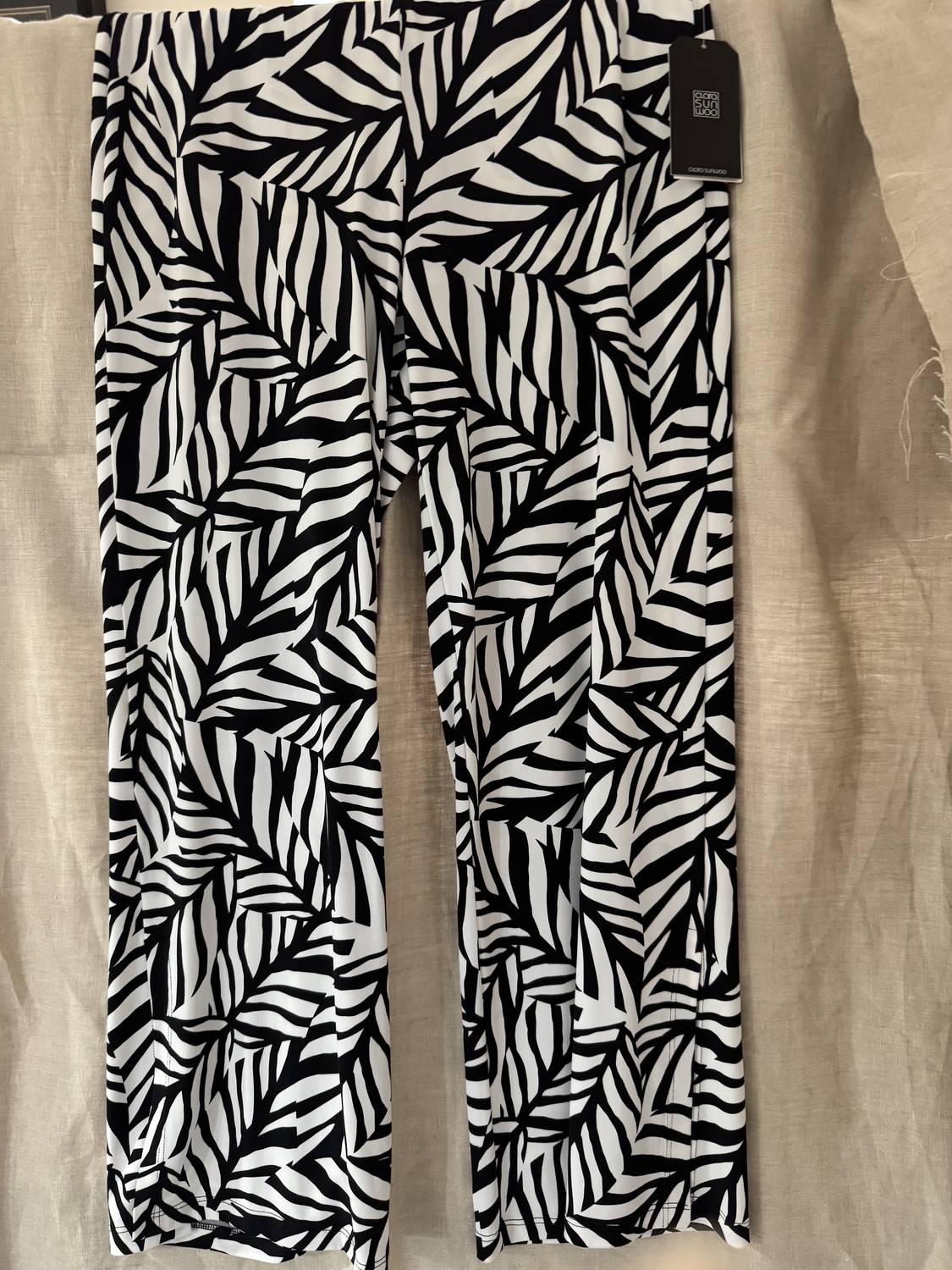 Clara Sun Woo - Palm Print Ankle Pant