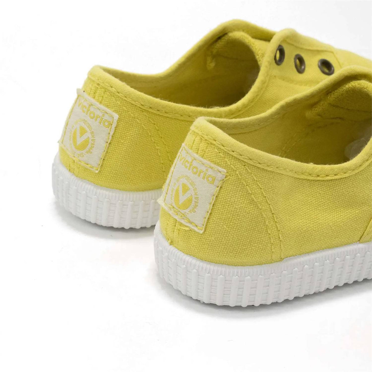 Victoria - Kids' 1915 Inglesa Slip-on Canvas Shoes