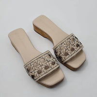Basketweave Clog