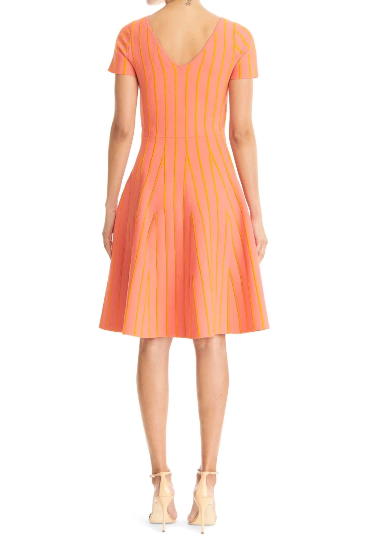 Carolina Herrera - Pleated Short-Sleeve Dress
