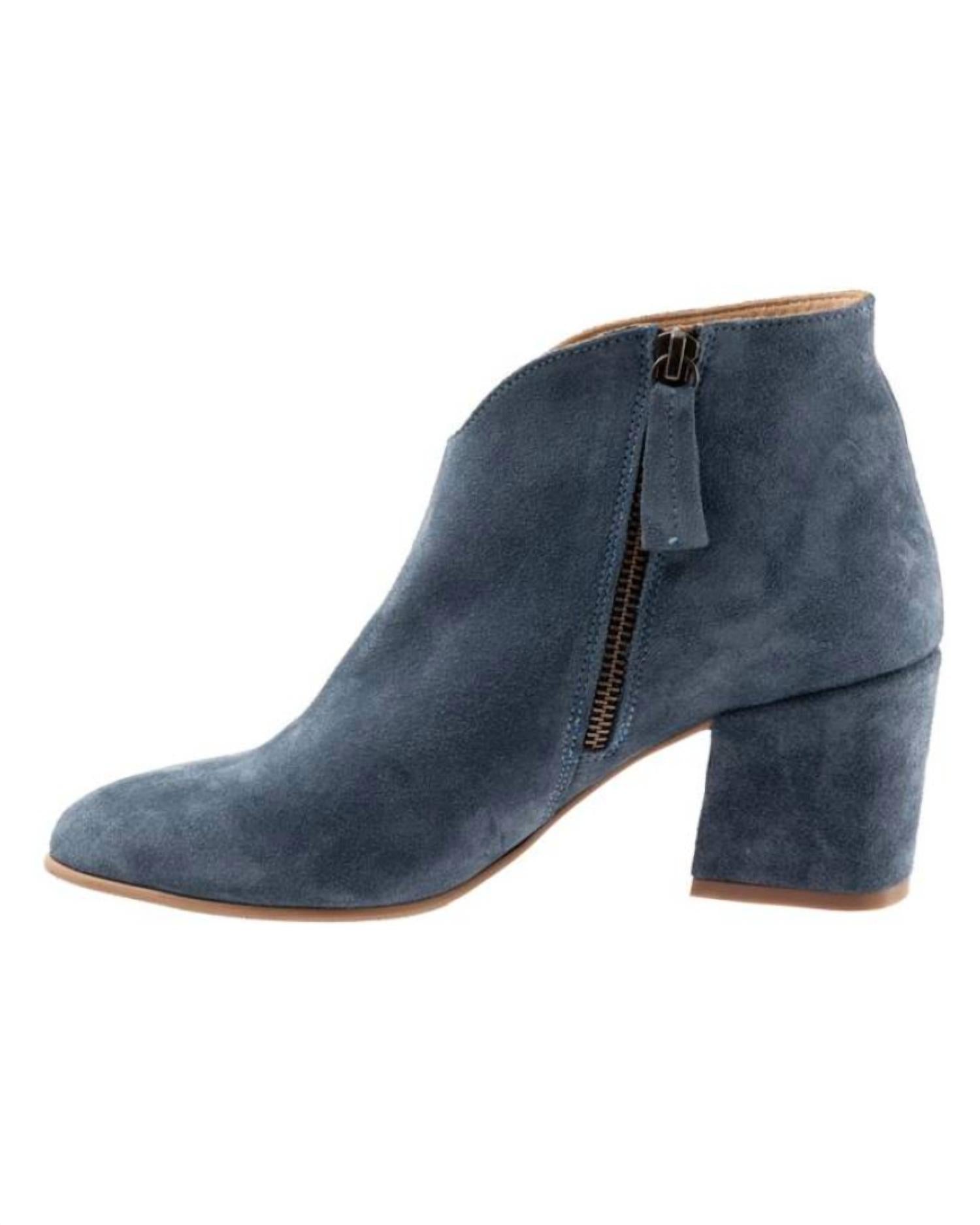 bueno Women's Sophie Boots in indigo suede - women's shoe - detail view