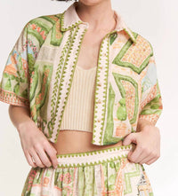 En Saison - Sariyah Boxy Button Fornt Top