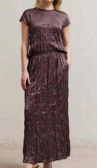 Grade & Gather - Pleated Wrinkled Satin Slit Skirt