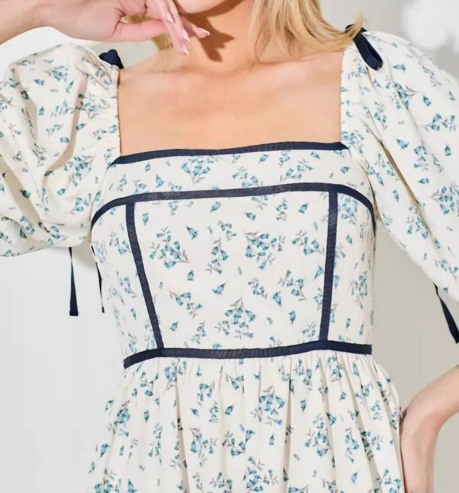 Polagram - Women's Floral Square Neck Bubble Sleeve Mini Dress