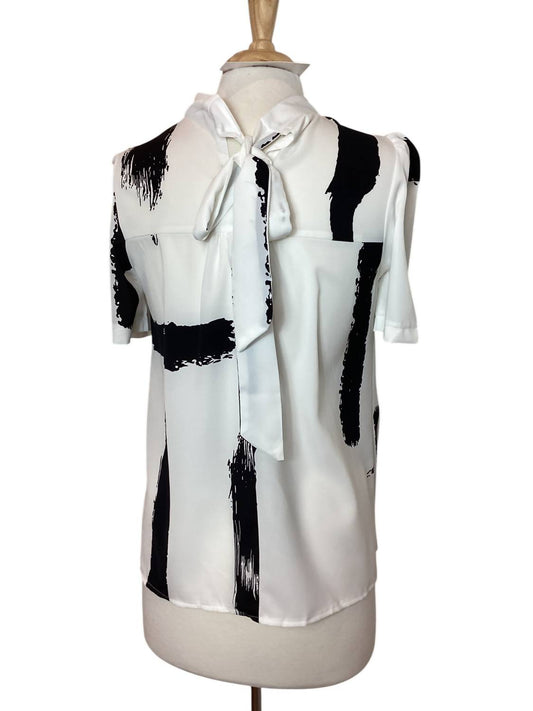 Ninexis - Women's Short Sleeve Tie Back Neck Blouse