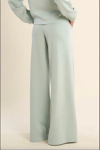Gabrielle - Women's Lightweight Soft Pants