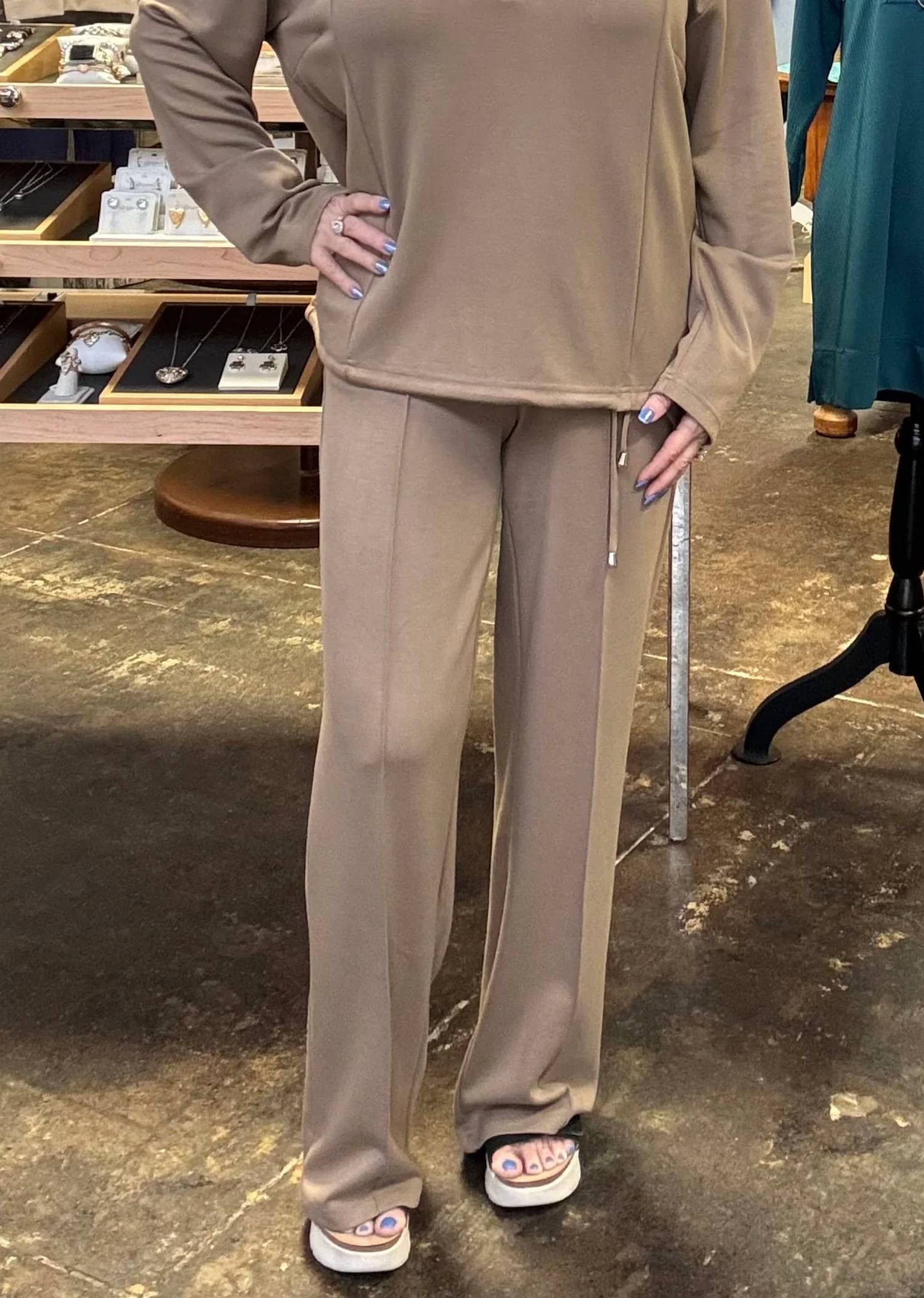 Picadilly - Wide-leg Center Seamed Pants