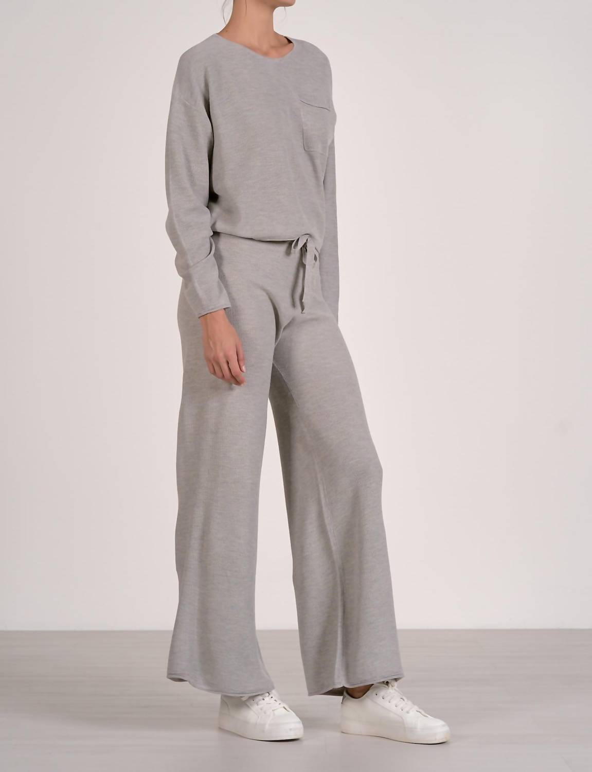 Elan - Crew Sweater