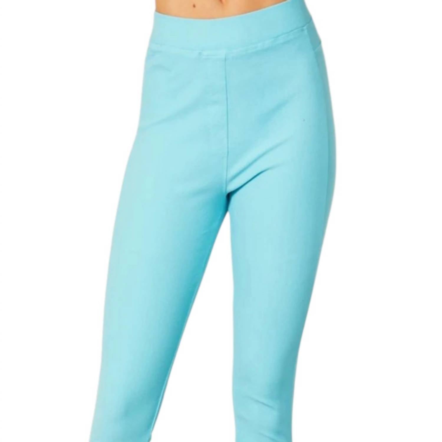 French Kyss - Essential Capri Pull-on Pant