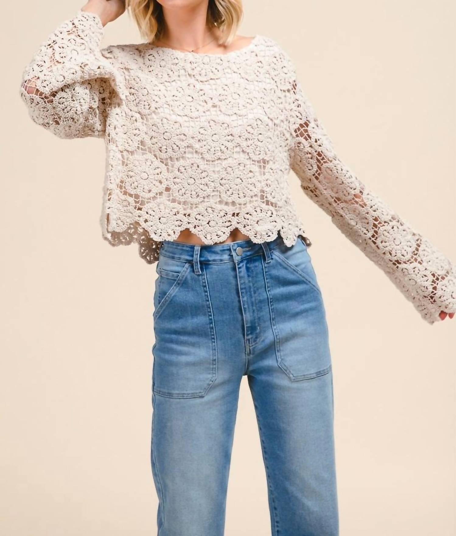 So Me - Flower Crochet Crop Top