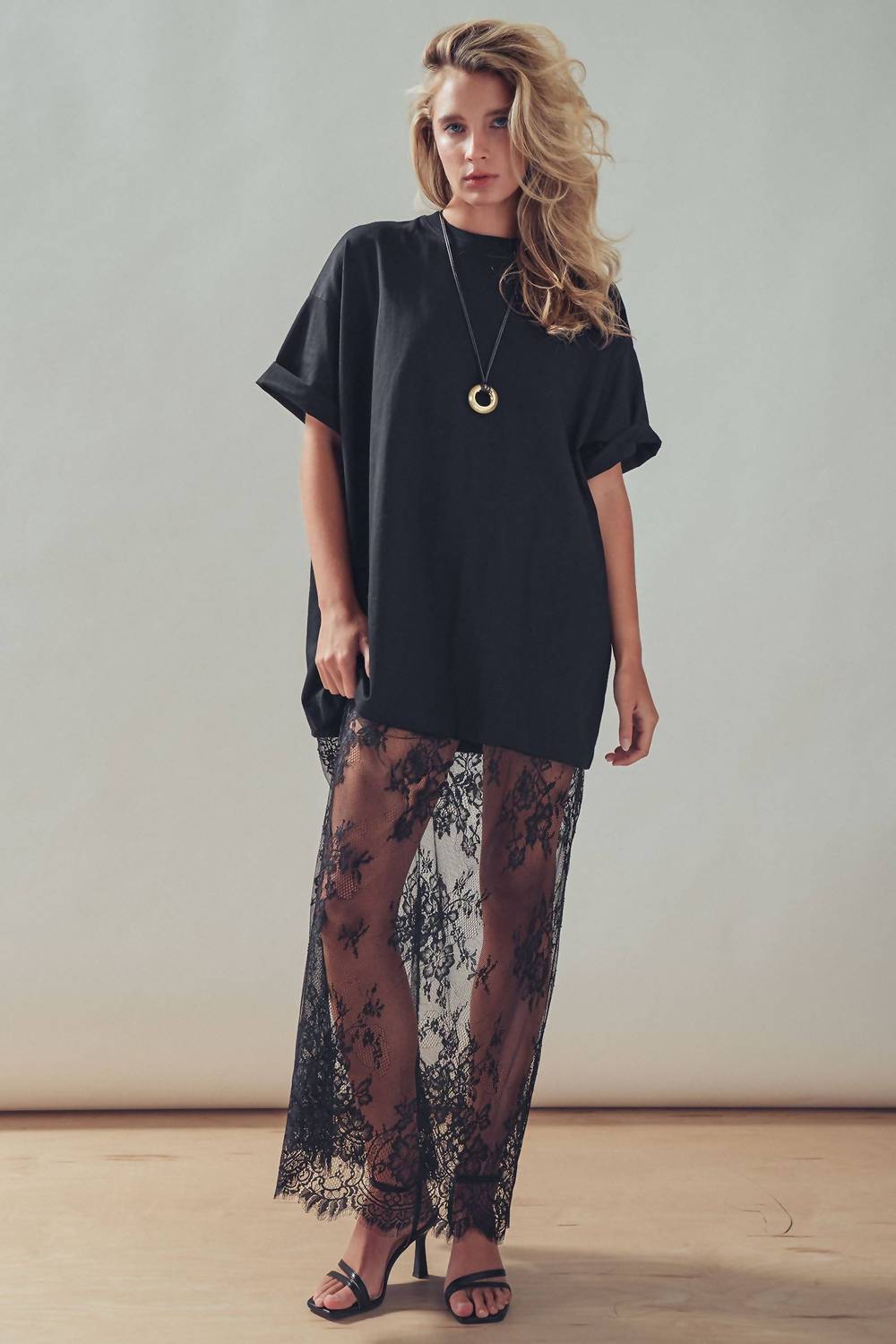 Urban Daizy - Mixed-media T-shirt Dress With Sheer Lace Skirt