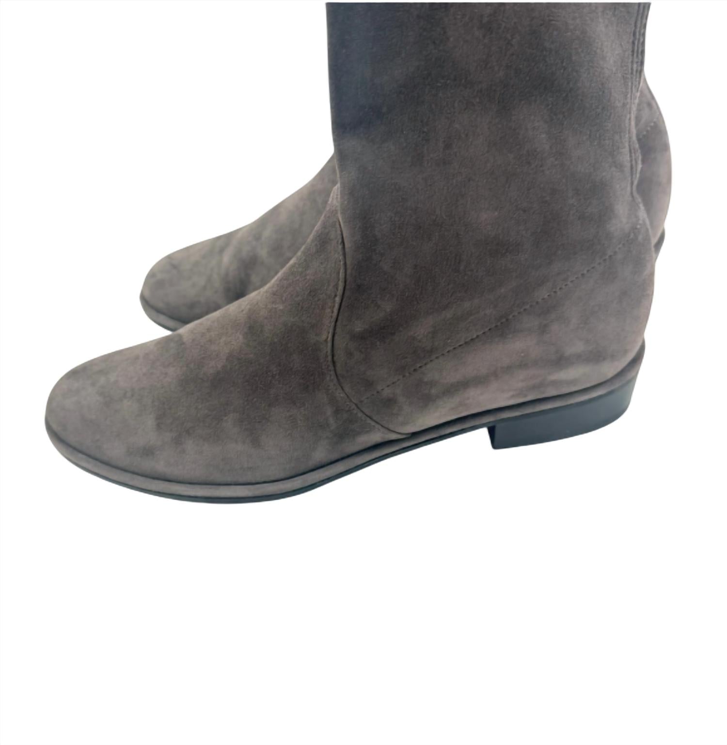 Stuart Weitzman - Lowland Flat Stretch Suede Over The Knee Boots