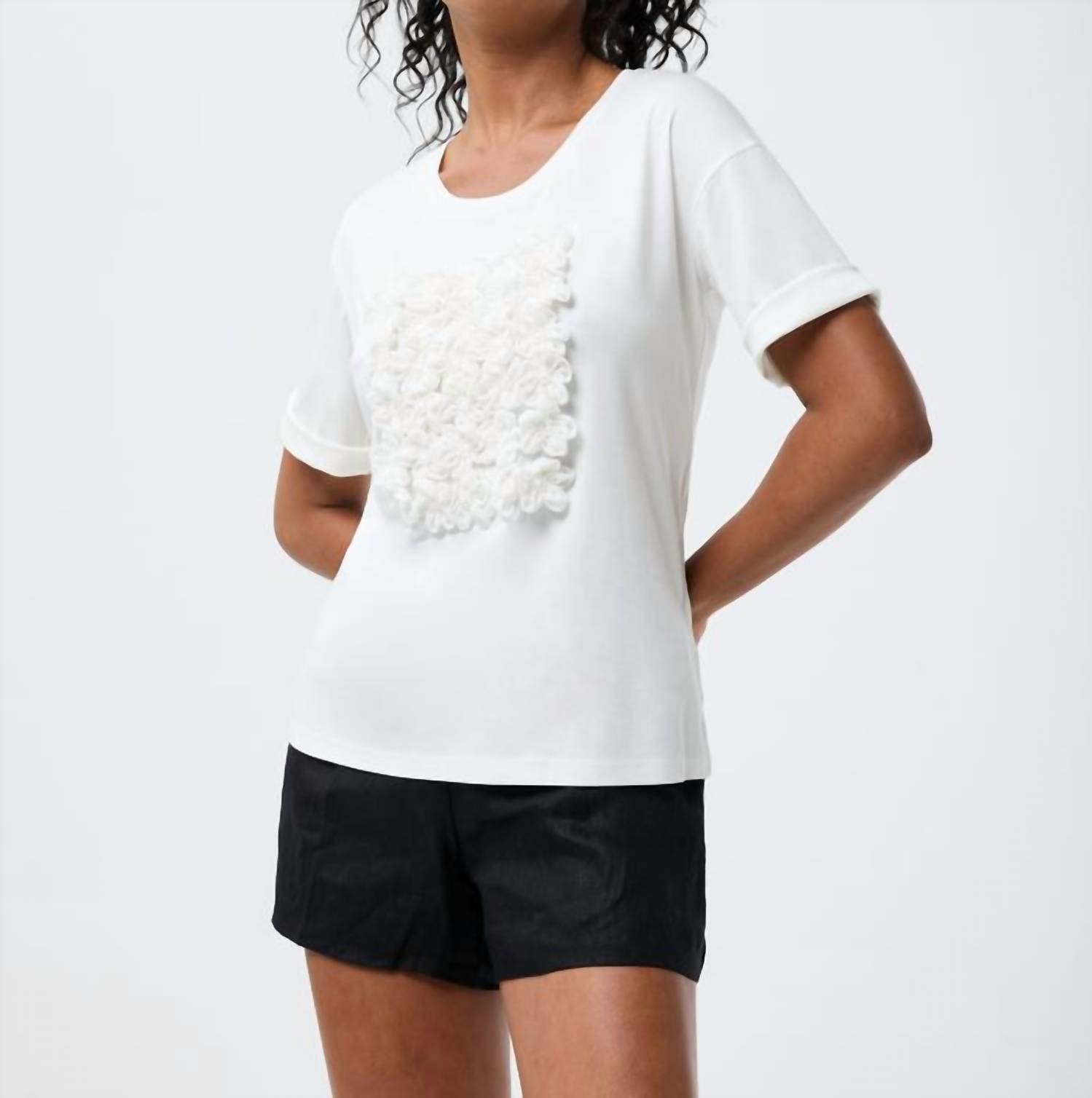 Leo Ugo - Magda Flower Center Tee