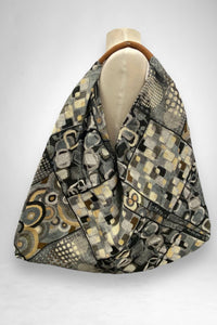 Jijou Capri - Women's Giselle Printed Cotton Canvas Oversized Hobo Bag