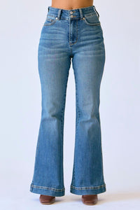 Judy Blue - Presley Petite Flare Jean