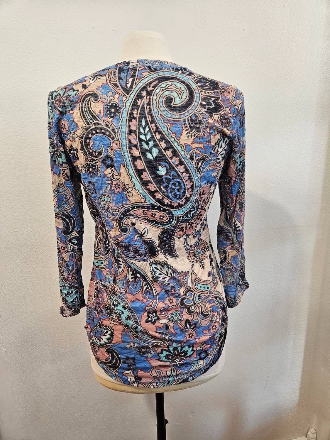 David Cline - Women's Paisley Printed V-neck Top