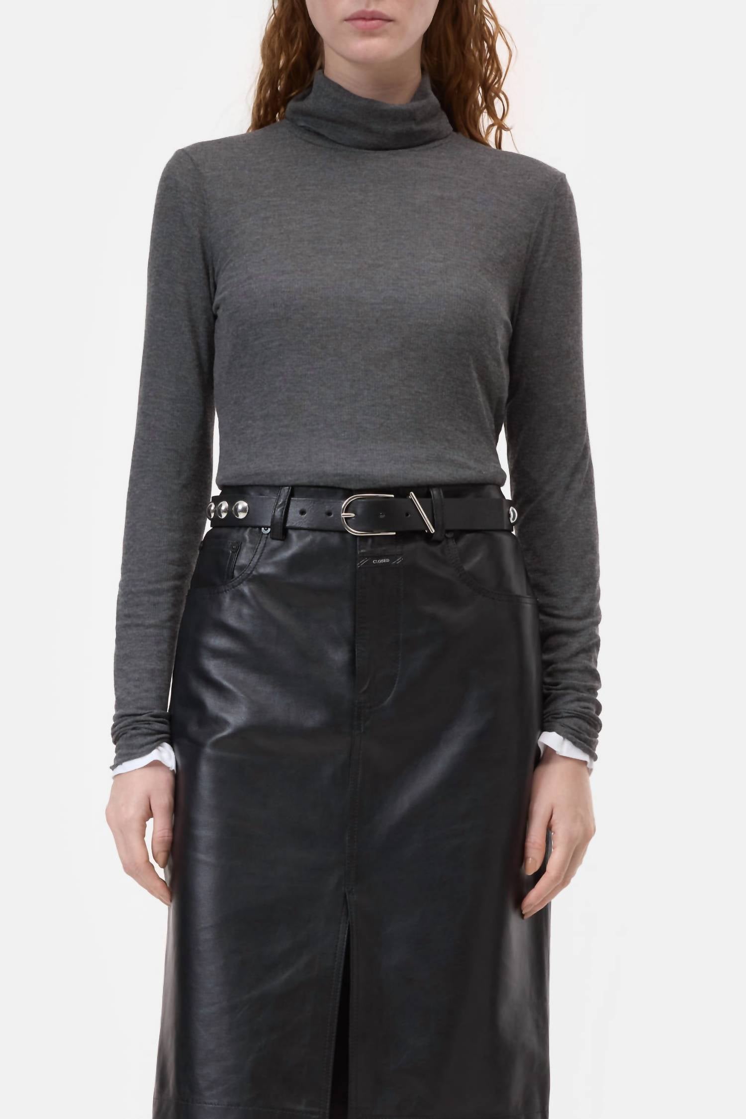 Closed - Long Sleeve Tee