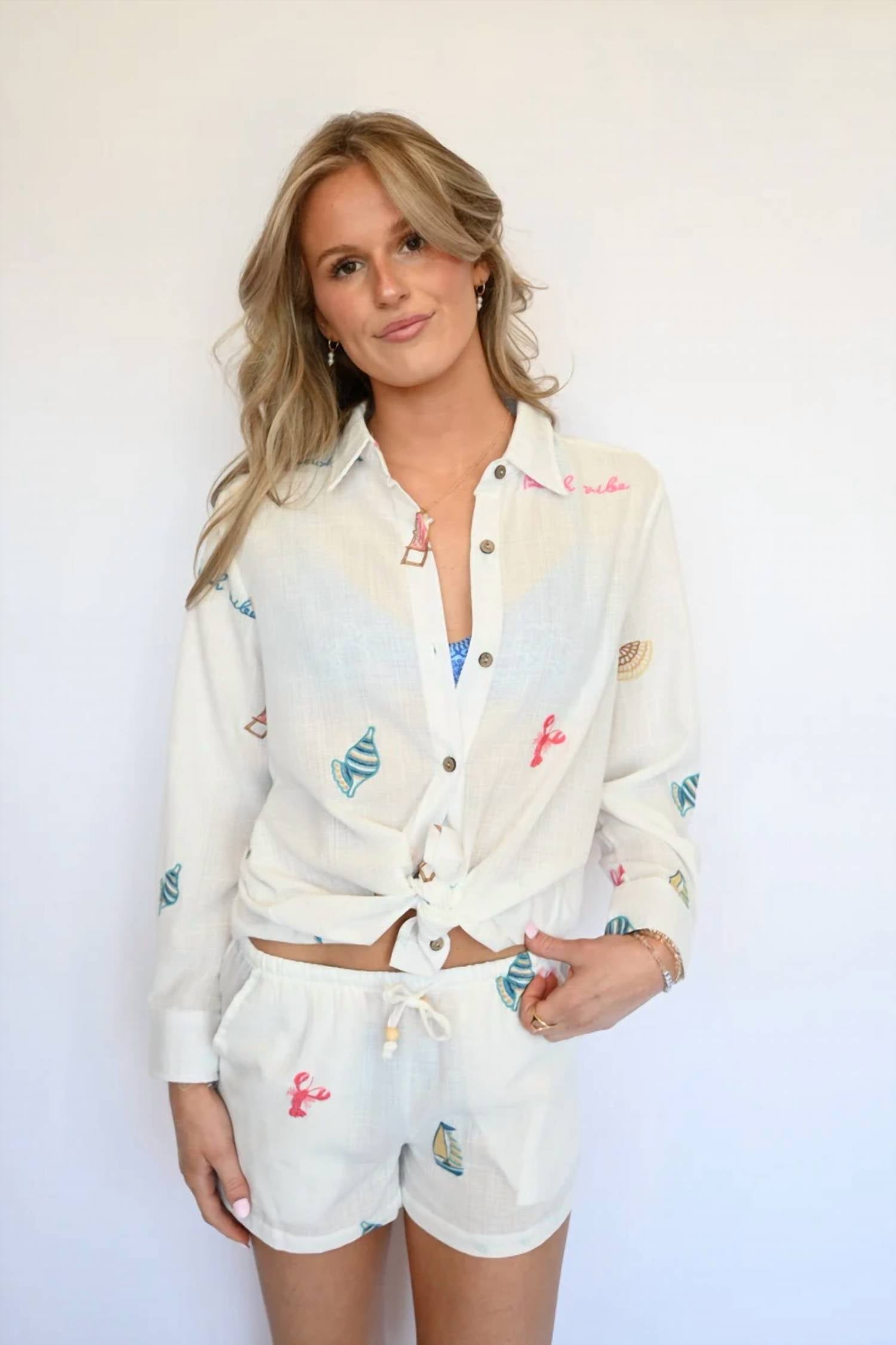 Vintage Havana - Beach Vibes Embroidered Shorts