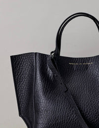 Ampersand As Apostrophe - Women's Half Tote Bag