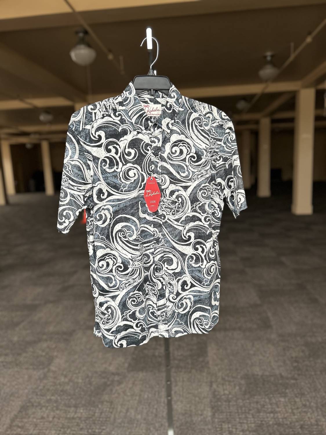 Kahala - Men's Surf Catch Short Sleeve Shirt