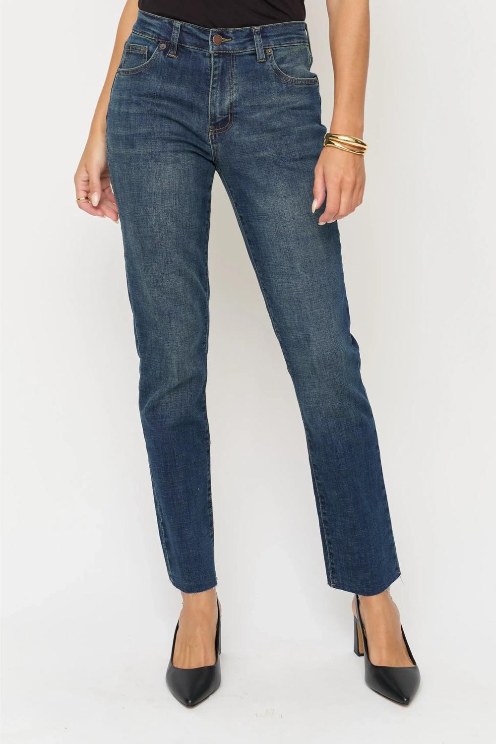 Oliver Logan - Crosby Mid Rise Relaxed Taper Jean