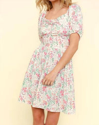 Kori - Ribbon Sweatheart Neck Smocked Floral Dress