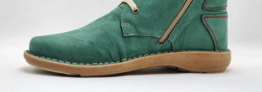 Kcr Group - Women's Old-Fashioned Zip-Up Leather Boots