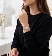 Nomination - Women's Oval Mother Of Pearl Watch