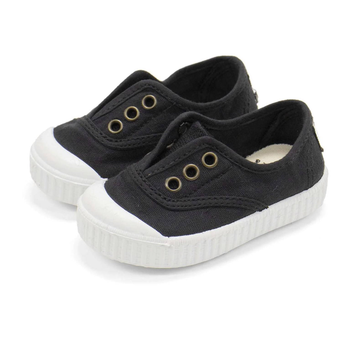 Victoria - Kids' 1915 Inglesa Slip-on Canvas Shoes