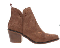 Pierre Dumas - Women's Western Ankle Bootie