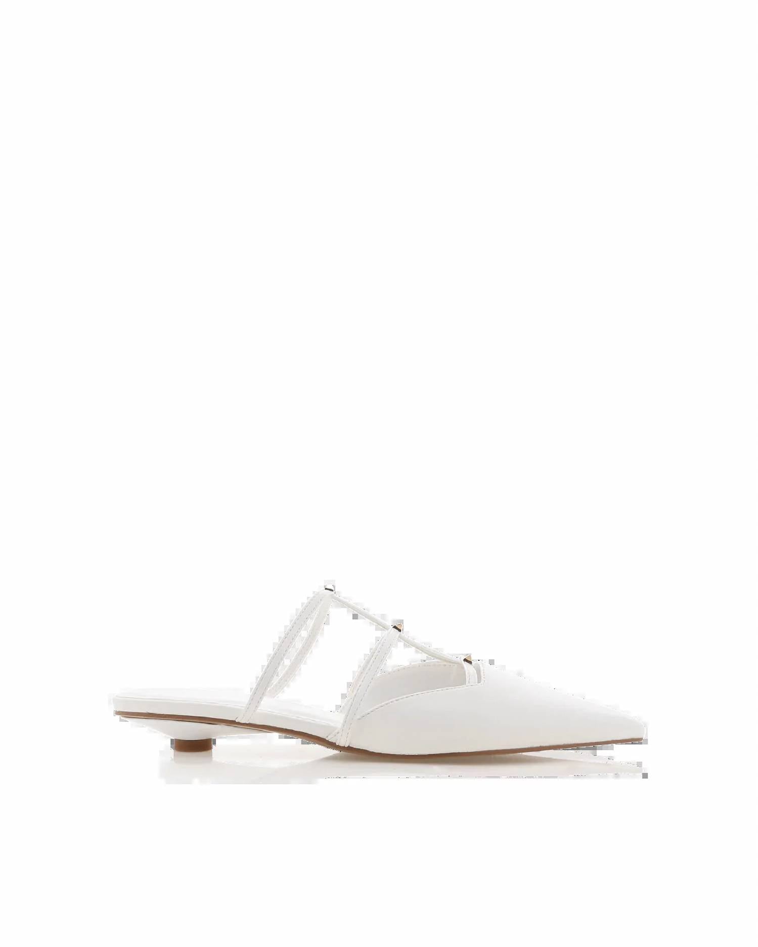 BiLLiNi Women Carver Pointed Toe Sandal in white - women's flats