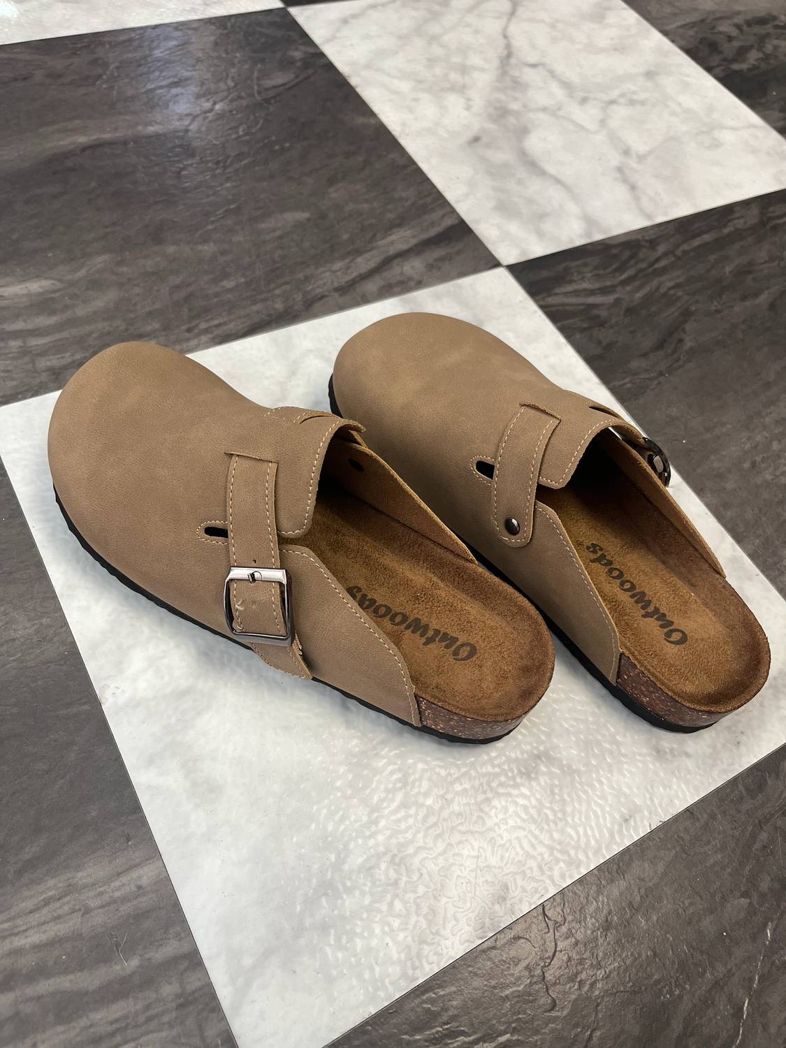 Outwoods - Women's Slip-on Clogs
