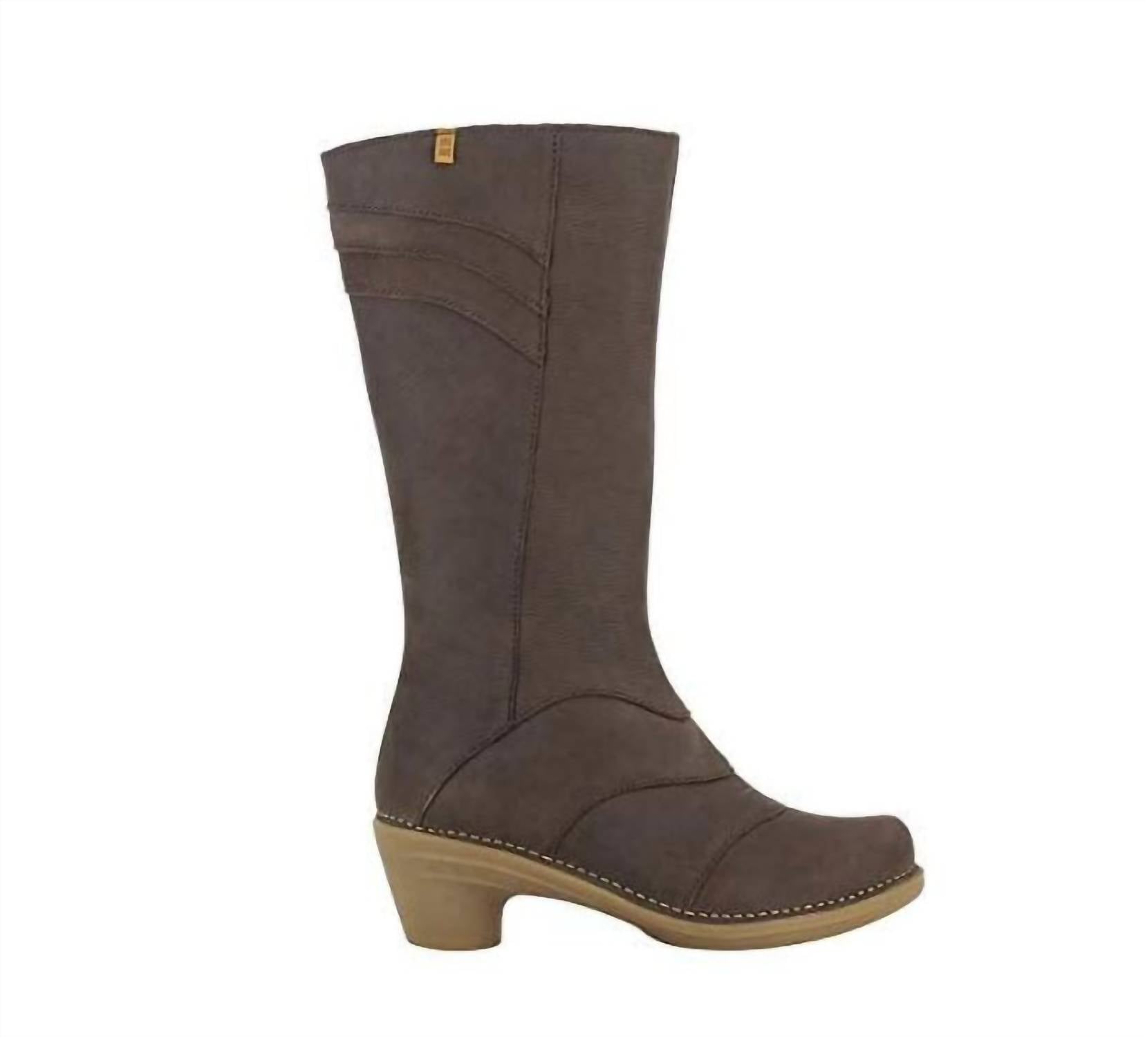 El Naturalista Women's Aqua Pleasant Boots in brown - women's shoe