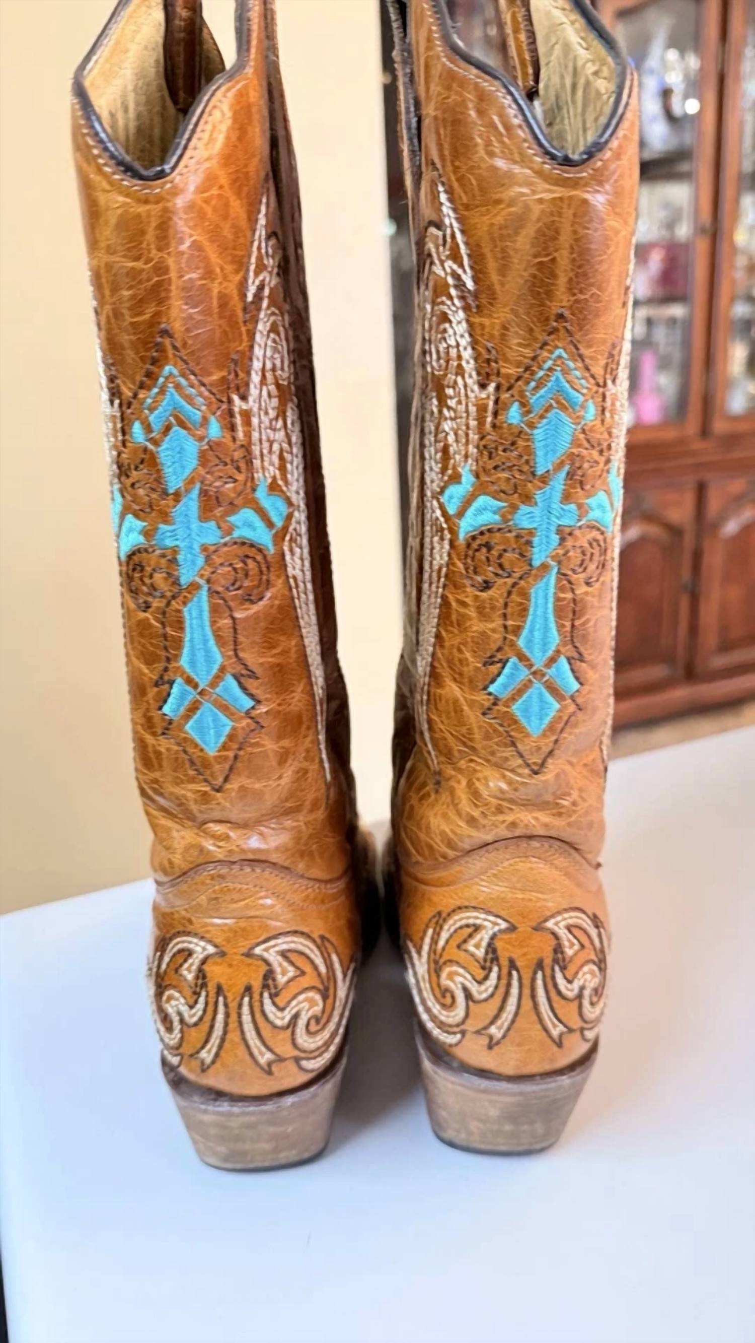 Corral - Women's Cross Wing Cowgirl Boots