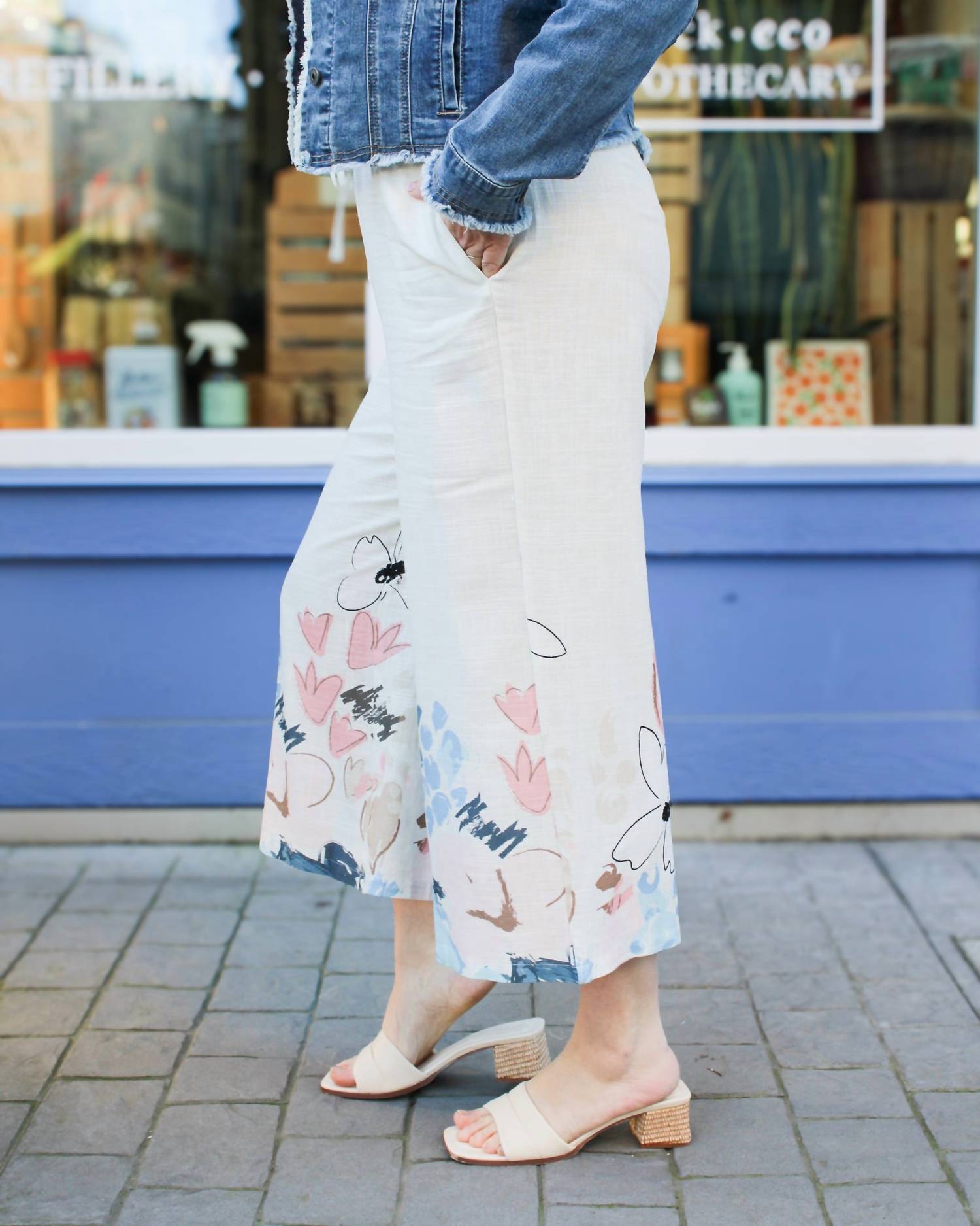 CHARLIE B Cropped Linen Pant - Plus in white - women's pants - detail view