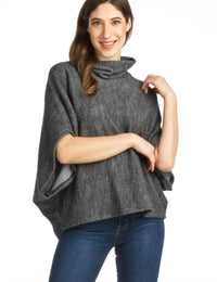 Papillon - Knit Poncho Sweater