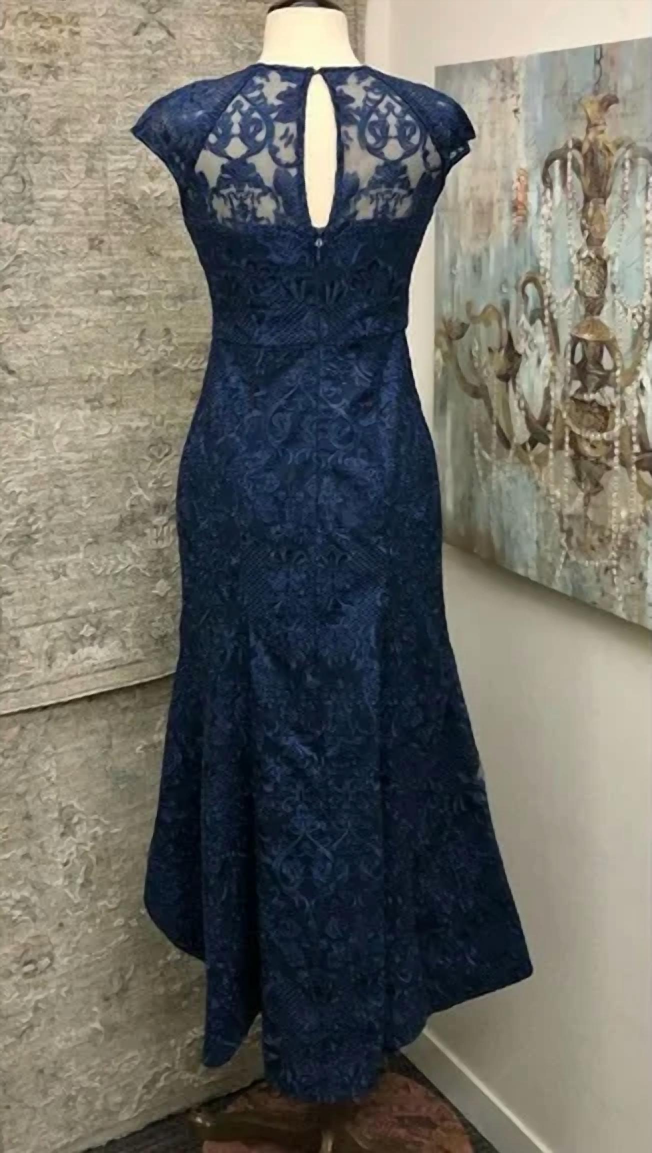 PREHNITE GOWN
