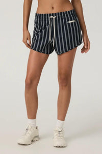Vuori - Clementine 4" Short 2.0