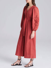 Cape Cove - Carla Embroidered Midi Dress