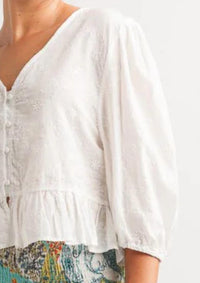 Papillon - 3/4 Sleeve With Elastic Embroidered Top