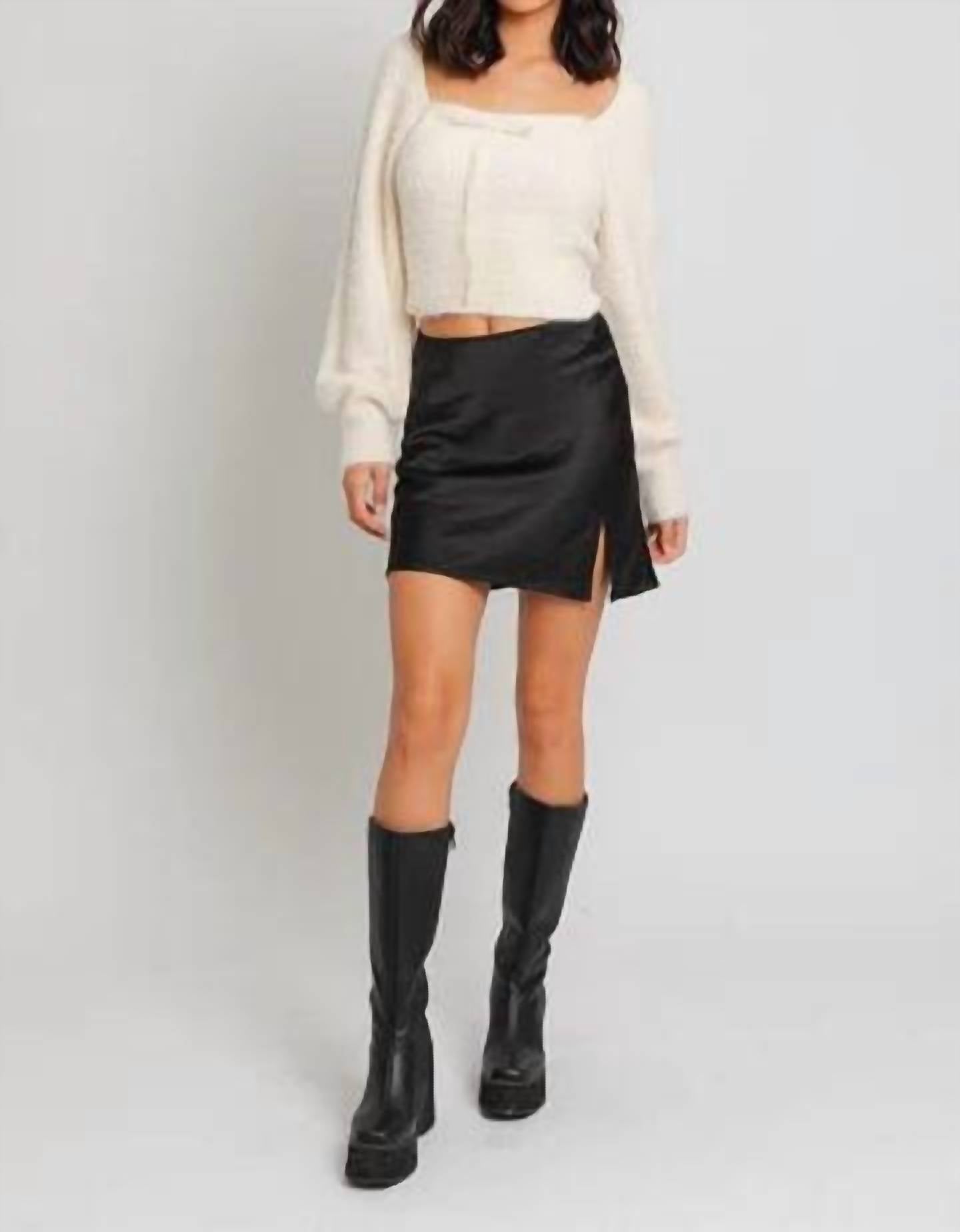 Le Lis - Hope Soft Smooth Long Sleeve Cream Bow Sweater