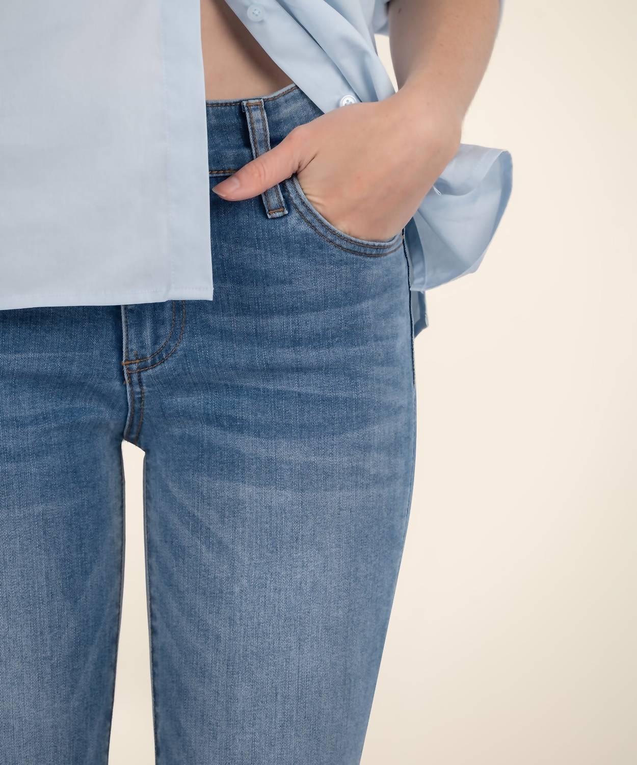 Kut From The Kloth - Amy Crop Straight Leg Jeans