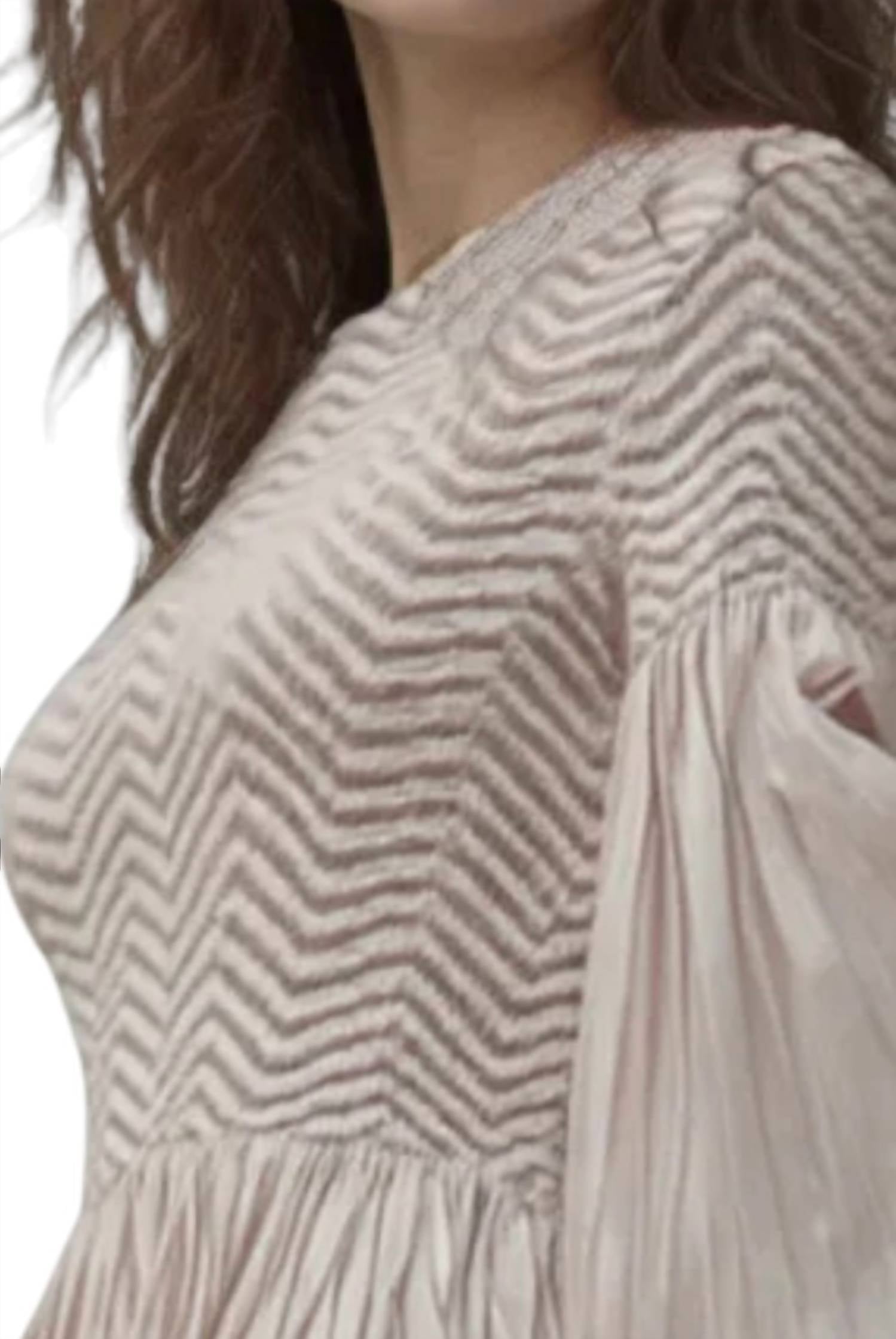 Ellyndale - Pleating Blouse Top With Tuck Sleeve