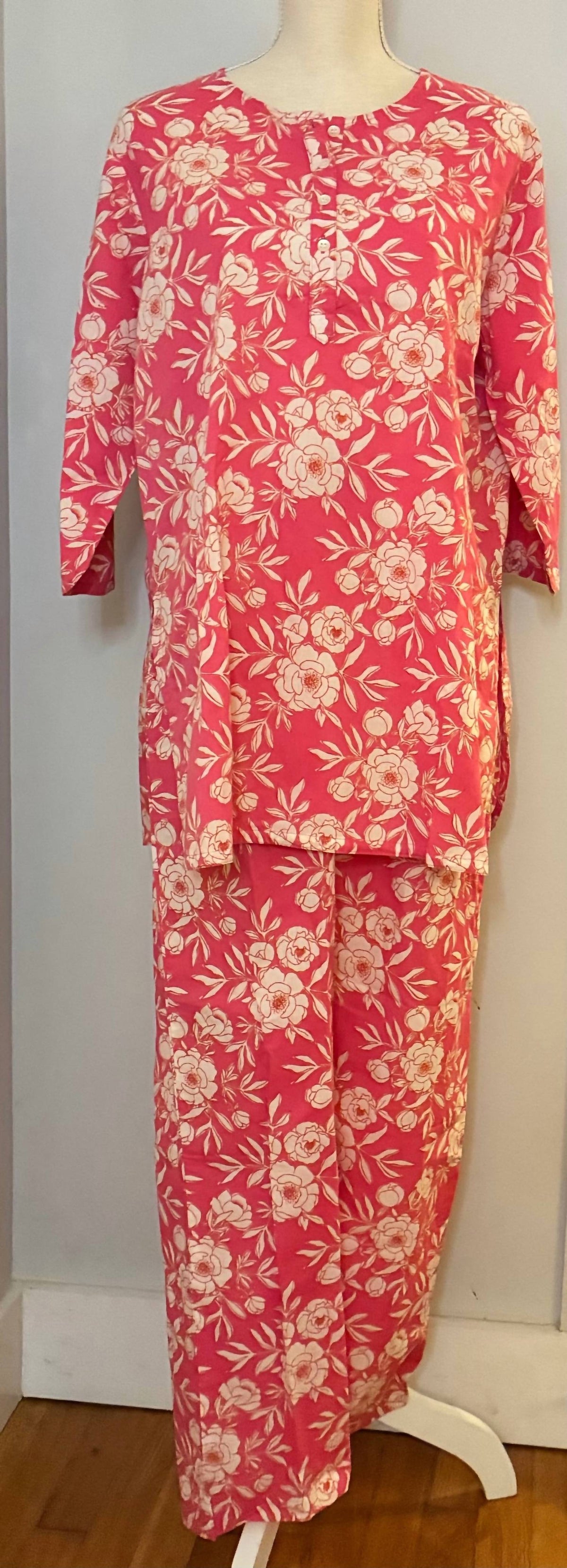 The Mahogany Store - Women's Cotton Pajama Set