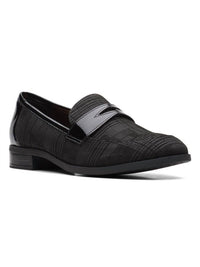 Clarks - Women's Trish Rose Loafer