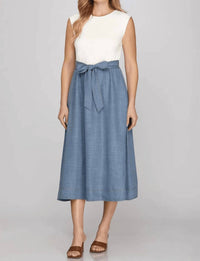 She + Sky - Sleeveless Midi Dress