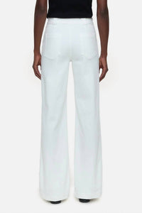 CLOSED Aria High Rise Denim Jeans in white - women's jeans - detail view