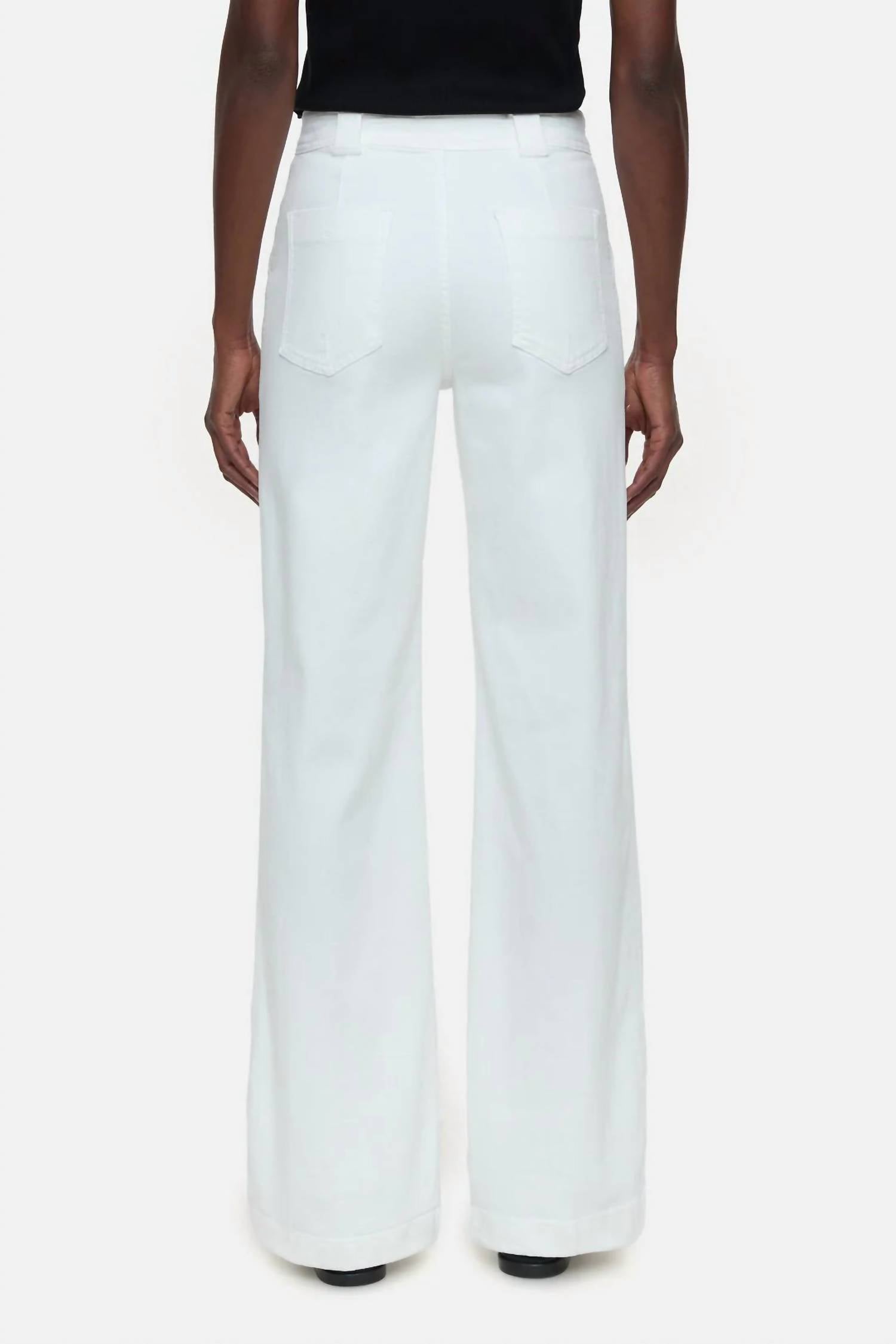 CLOSED Aria High Rise Denim Jeans in white - women's jeans - detail view